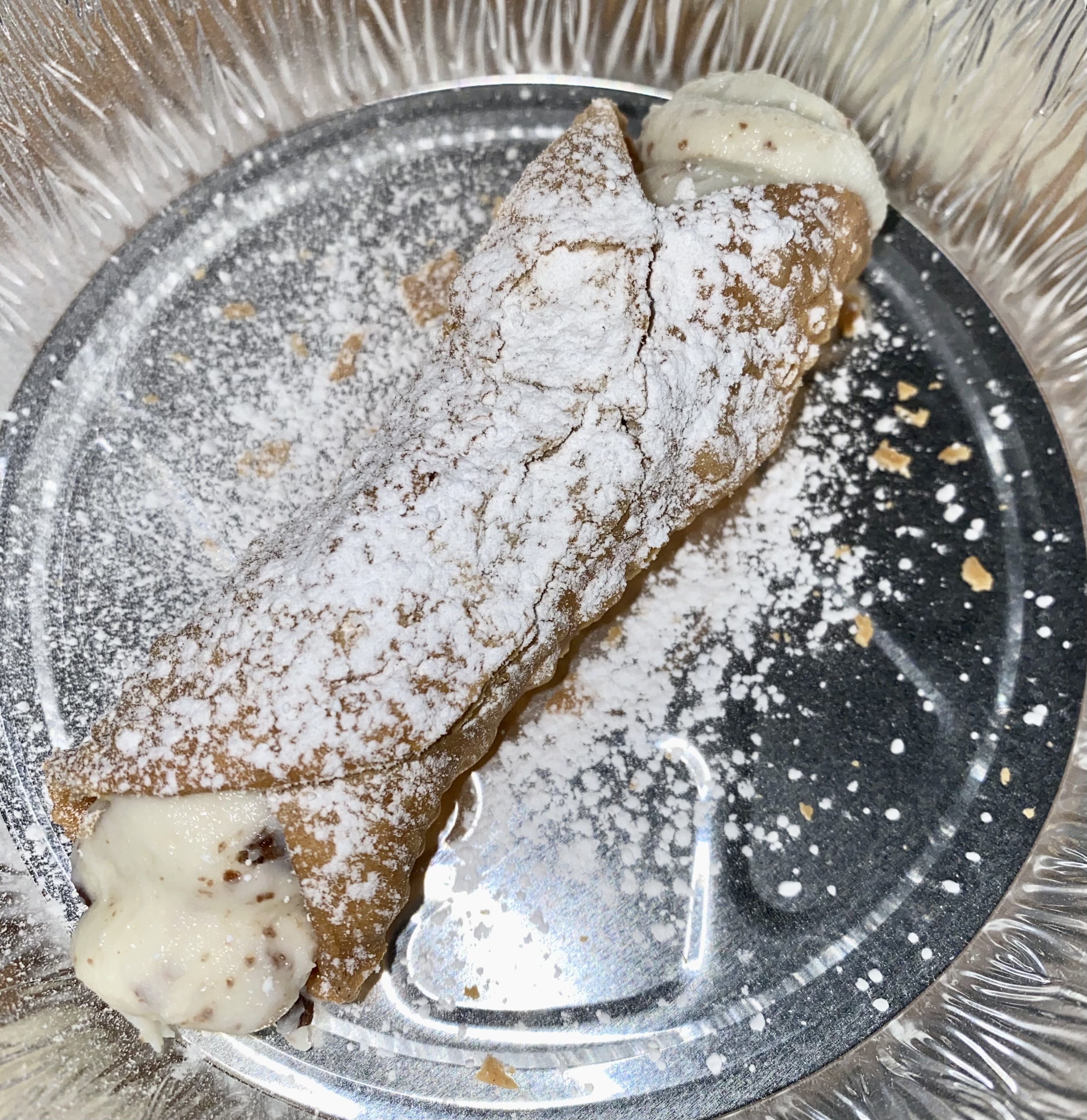 Order Cannoli food online from Lucia's Pizza store, Carteret on bringmethat.com