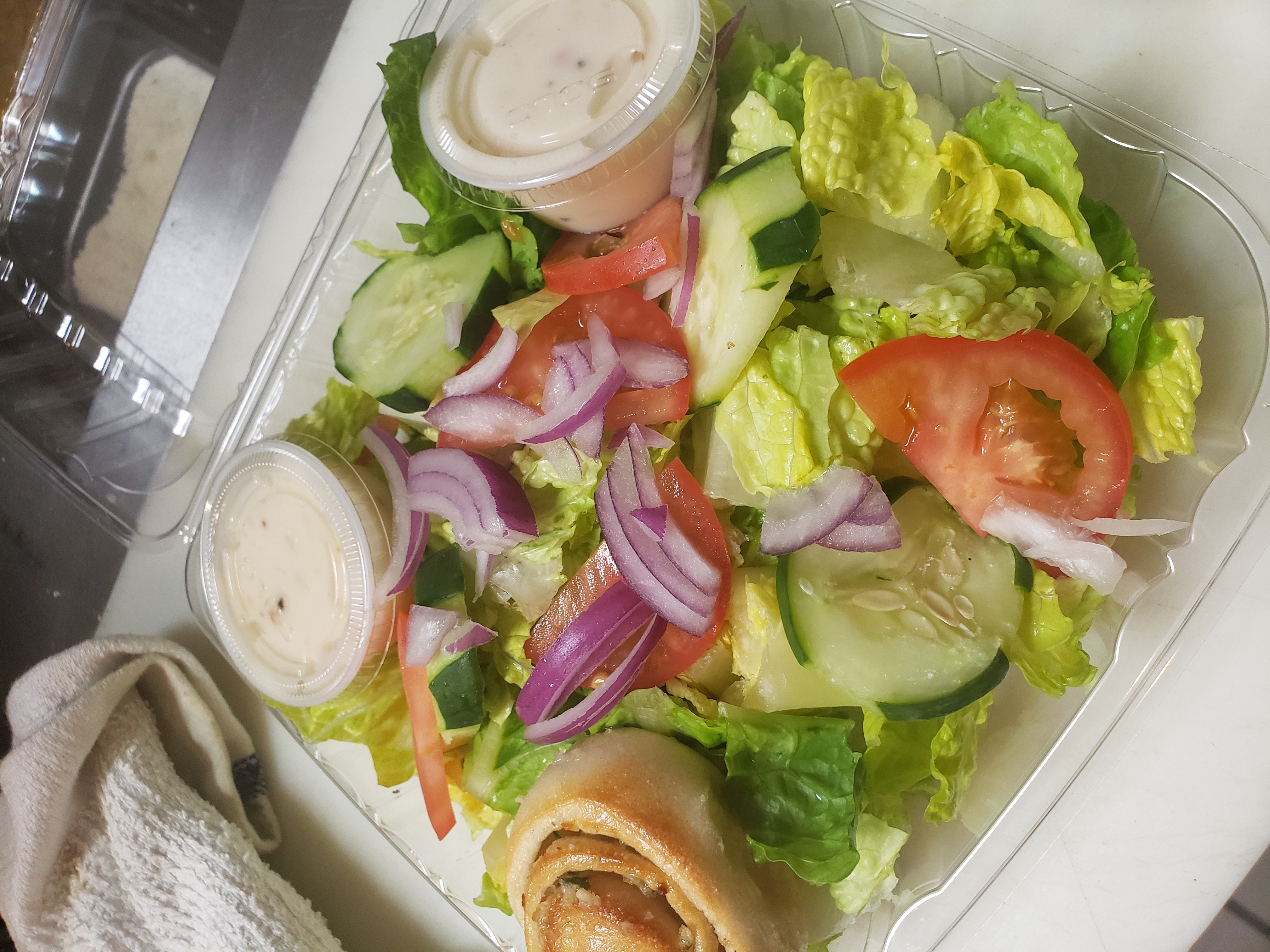 Order Tossed Salad food online from Toscana Pizzeria store, Audubon on bringmethat.com