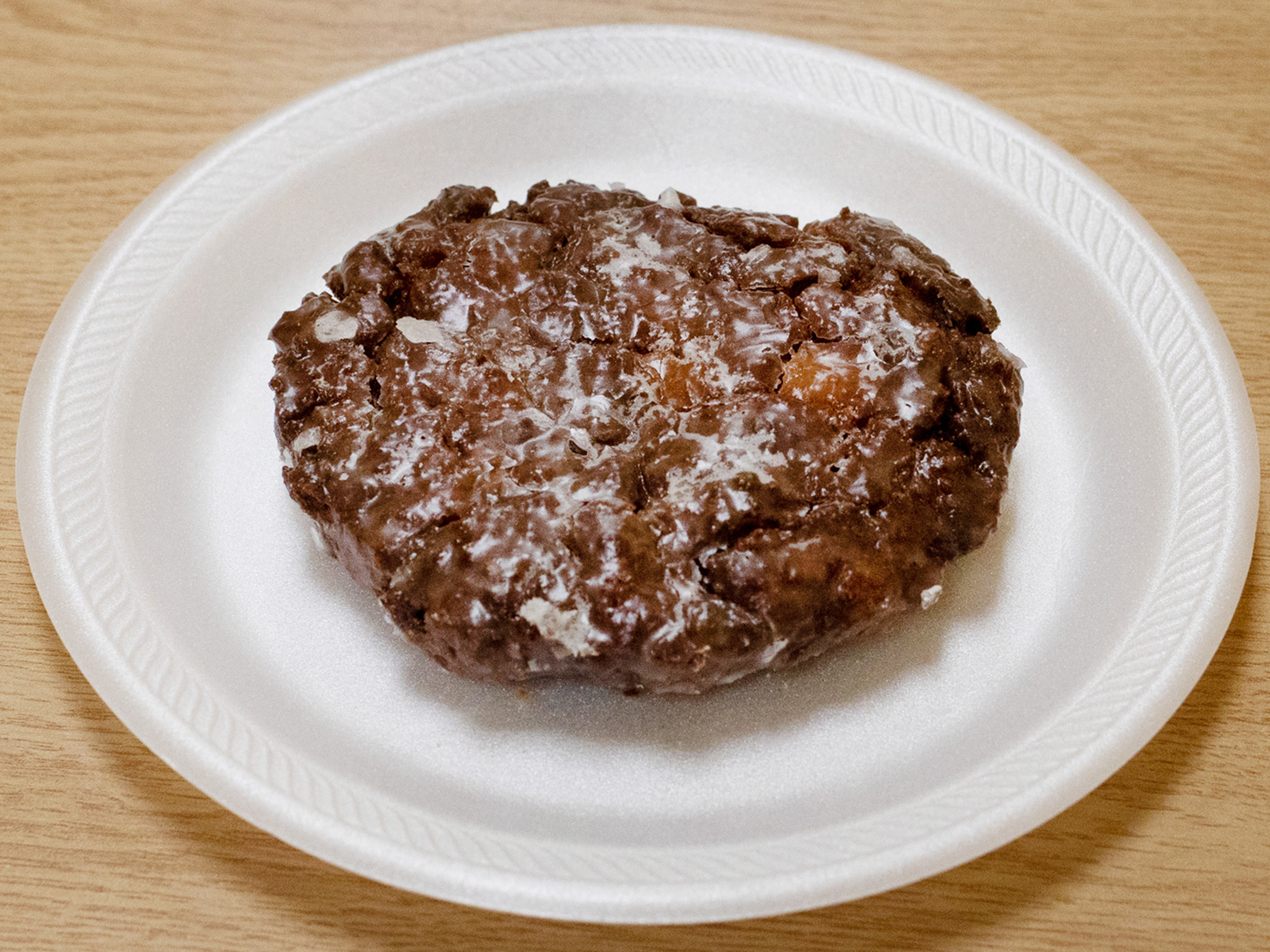 Order Apple Fritter food online from Jody's Donuts & Bakery store, Cordova on bringmethat.com