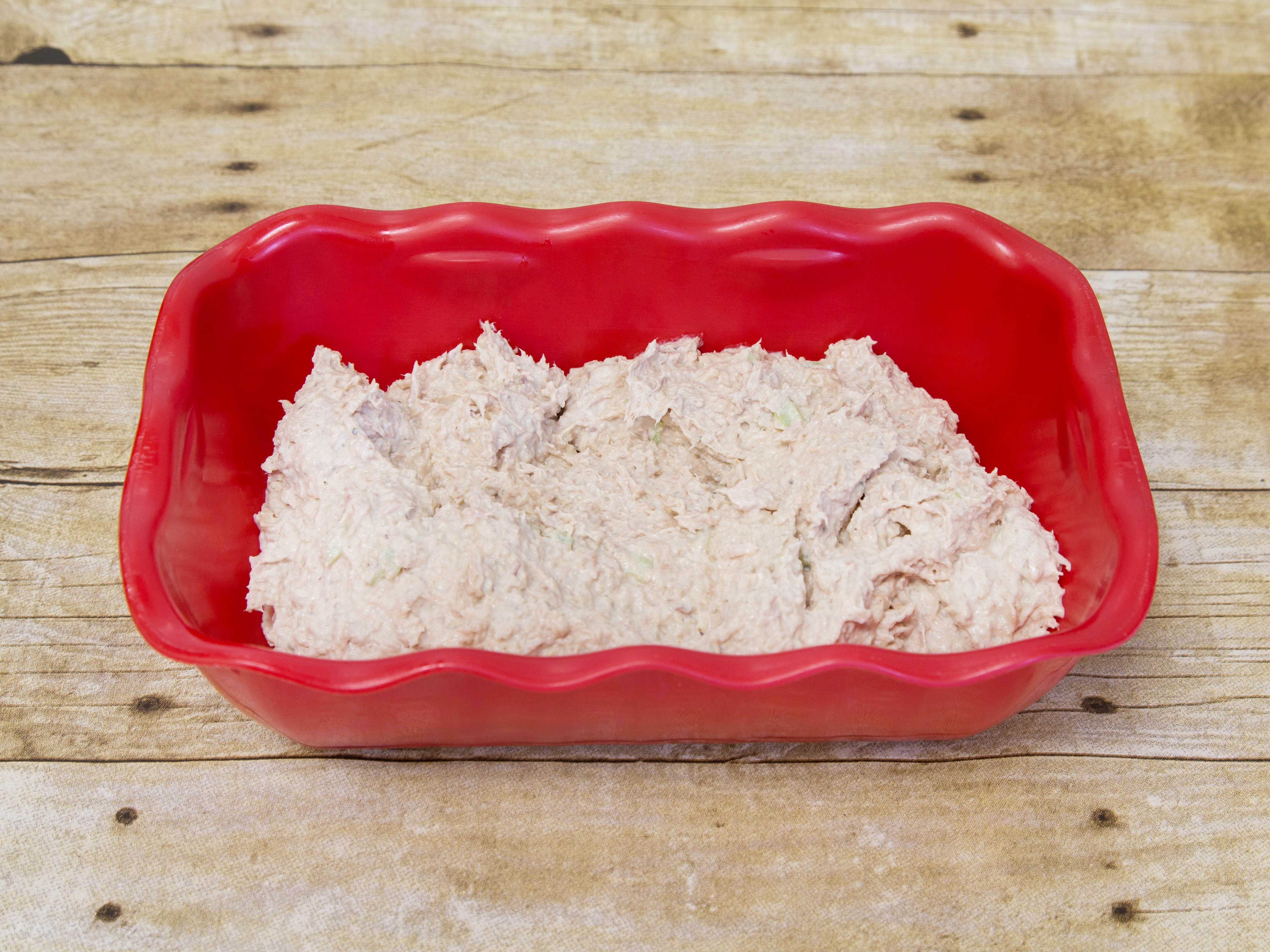 Order Tuna Salad food online from Marco's Deli store, Metuchen on bringmethat.com