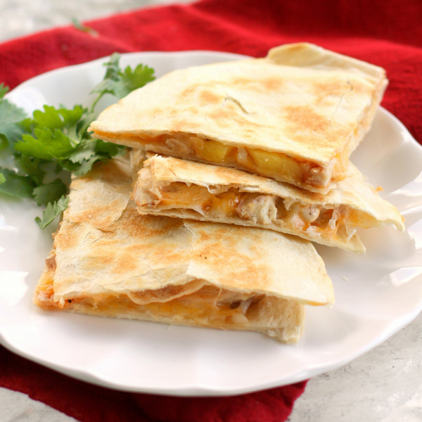 Order Chicken Quesadilla food online from Ametis Pizza store, Clifton on bringmethat.com