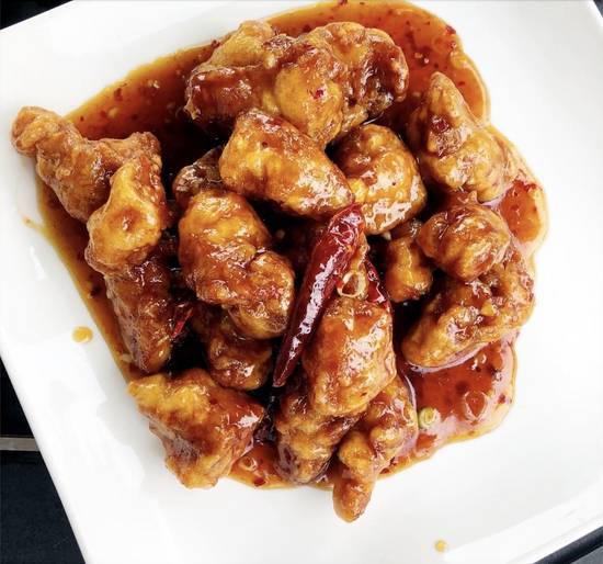 Order Spicy General Tso's Chicken food online from Sabi Asian Bistro store, Davidson on bringmethat.com