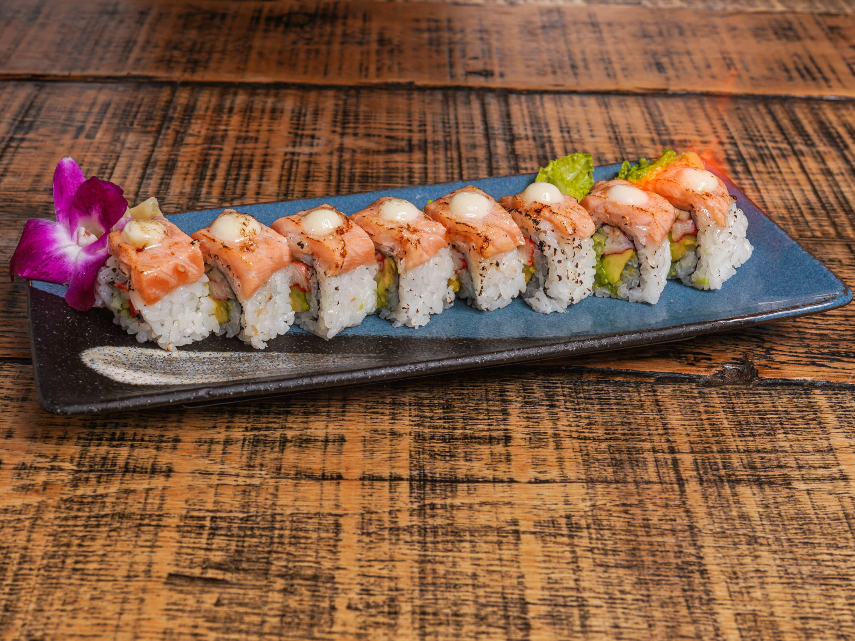 Order Salmon Burner Roll food online from Simply Sushi & Co. store, Northbrook on bringmethat.com