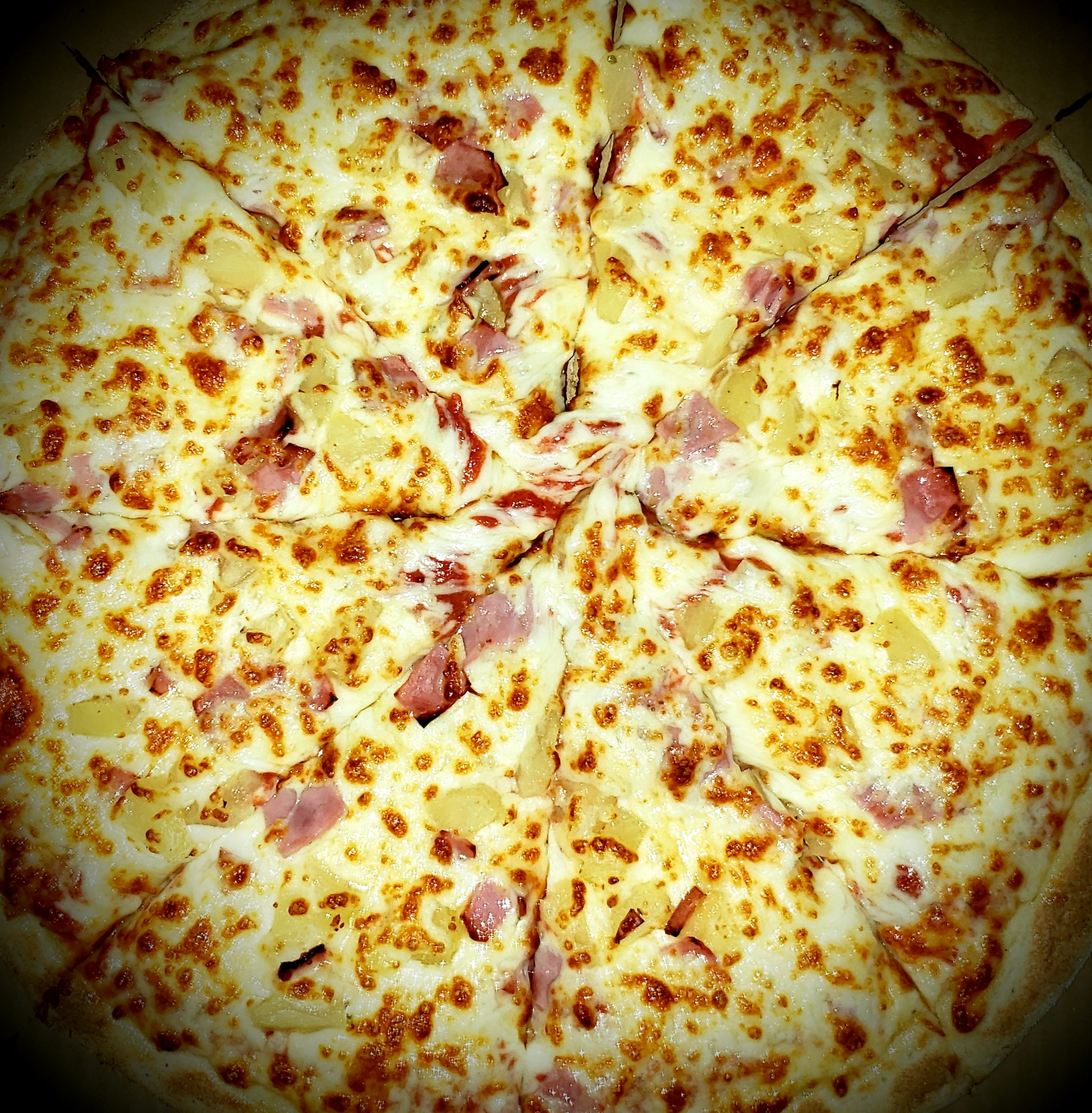 Order Hawaiian Pizza food online from Pizza Mart store, Baltimore on bringmethat.com