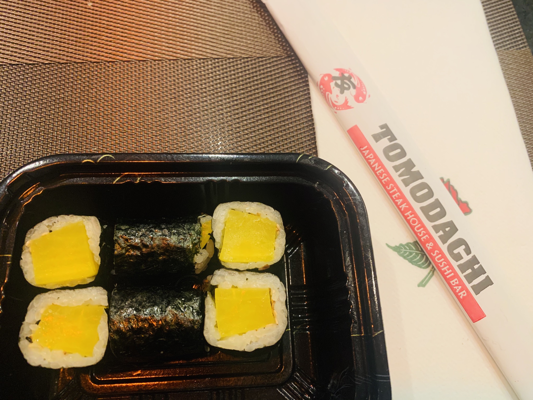 Order 8. Oshinko Roll food online from Tomodachi Japanese Steakhouse & Sushi Bar store, Royersford on bringmethat.com