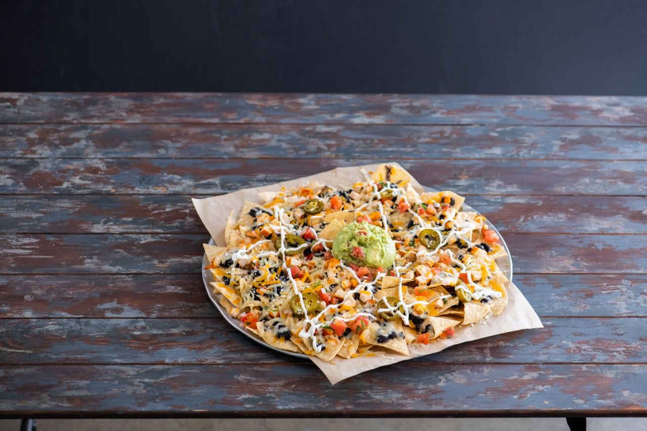 Order Nachos Grande food online from Sharkys Woodfired Mexican Grill store, Marina Del Rey on bringmethat.com