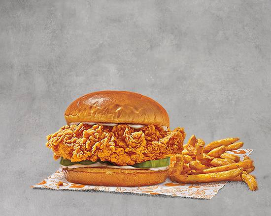 Order Classic Chicken Sandwich Dinner food online from Popeyes store, Los Angeles on bringmethat.com