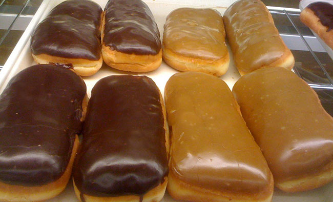 Order Bar Raised Donuts food online from Earl Donut store, Los Angeles on bringmethat.com