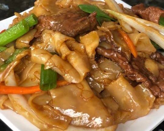 Order Beef Chow Fun food online from Fortune China store, Garfield on bringmethat.com