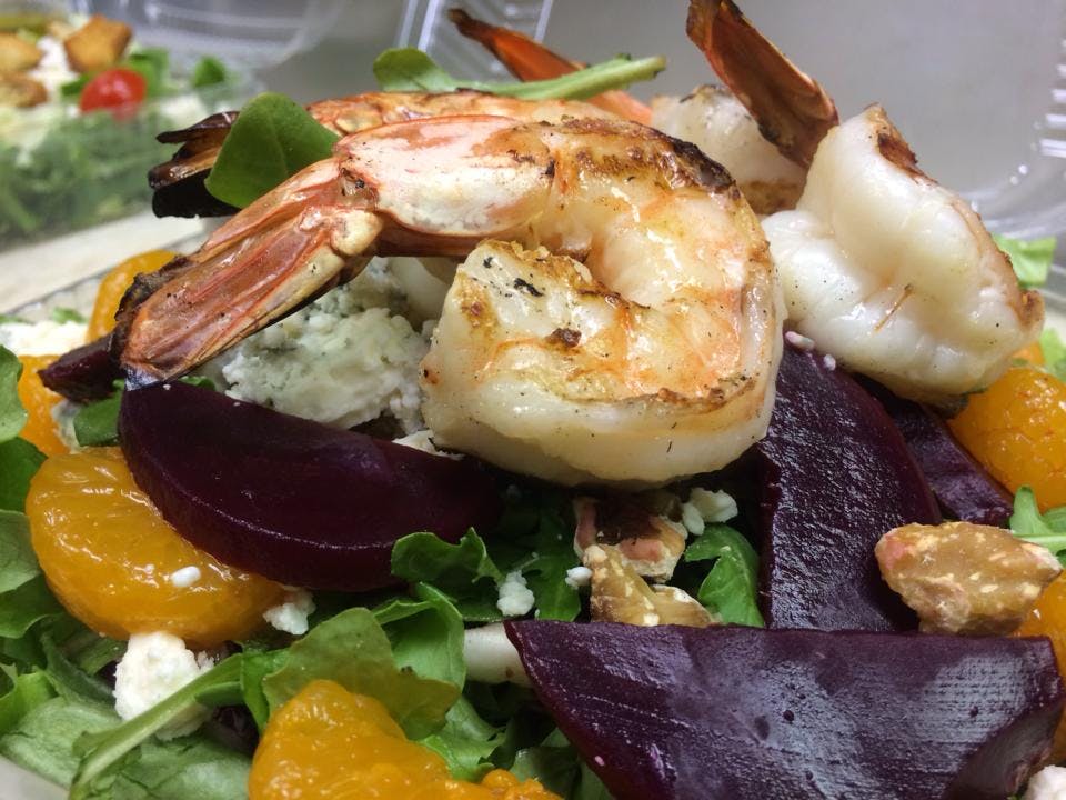 Order Gorgonzolla, Shrimp & Beet Salad - Large food online from Listrani's store, McLean on bringmethat.com