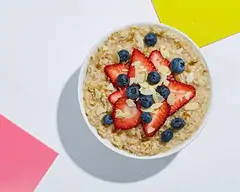 Order Berry Oatmeal Bowl food online from The Vegan Breakfast store, San Francisco on bringmethat.com