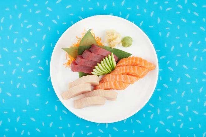 Order Sashimi Platter food online from Sushi Maki store, Palmetto Bay on bringmethat.com