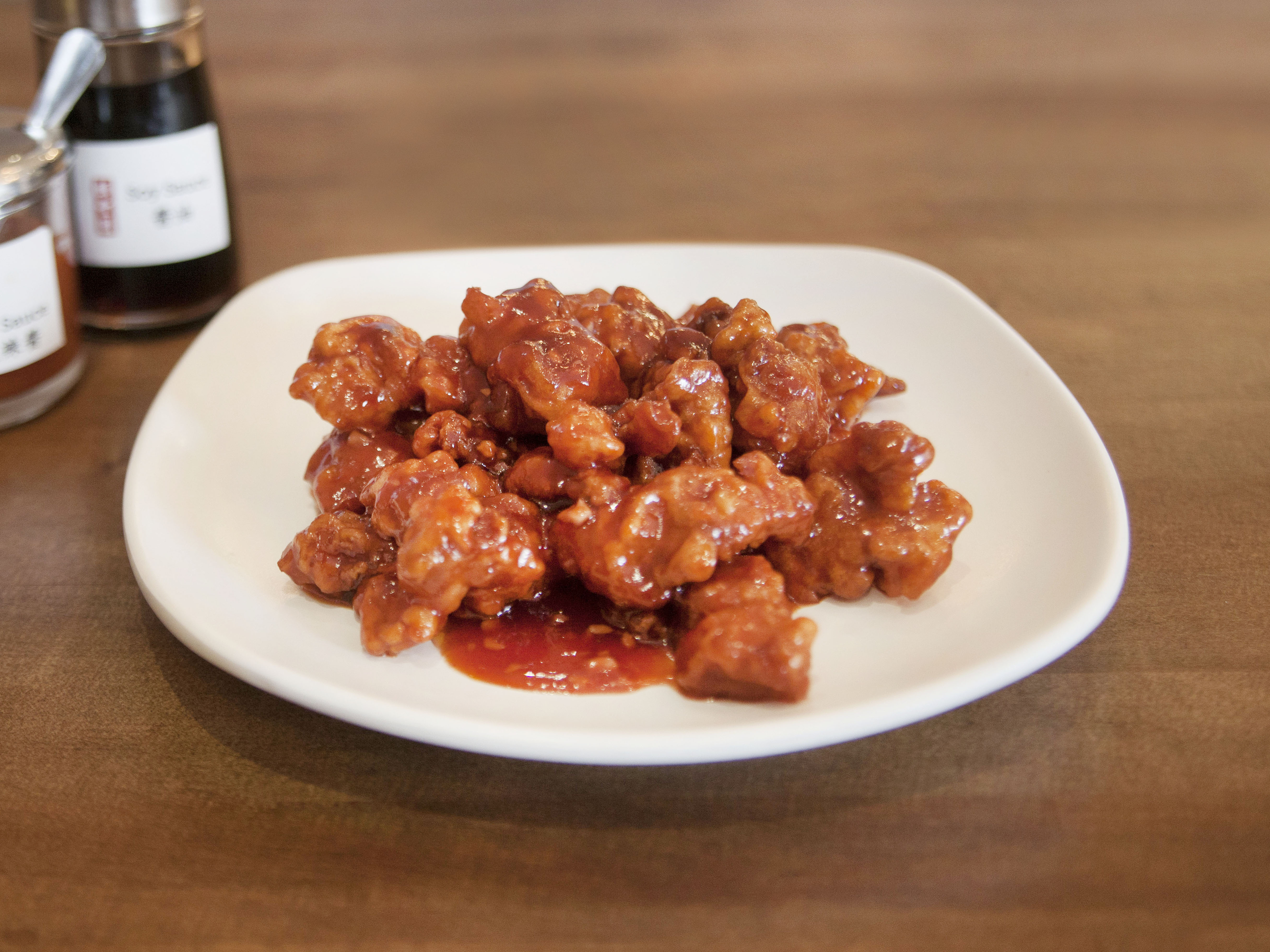 Order E5. Orange Chicken food online from Northern Cafe store, Los Angeles on bringmethat.com