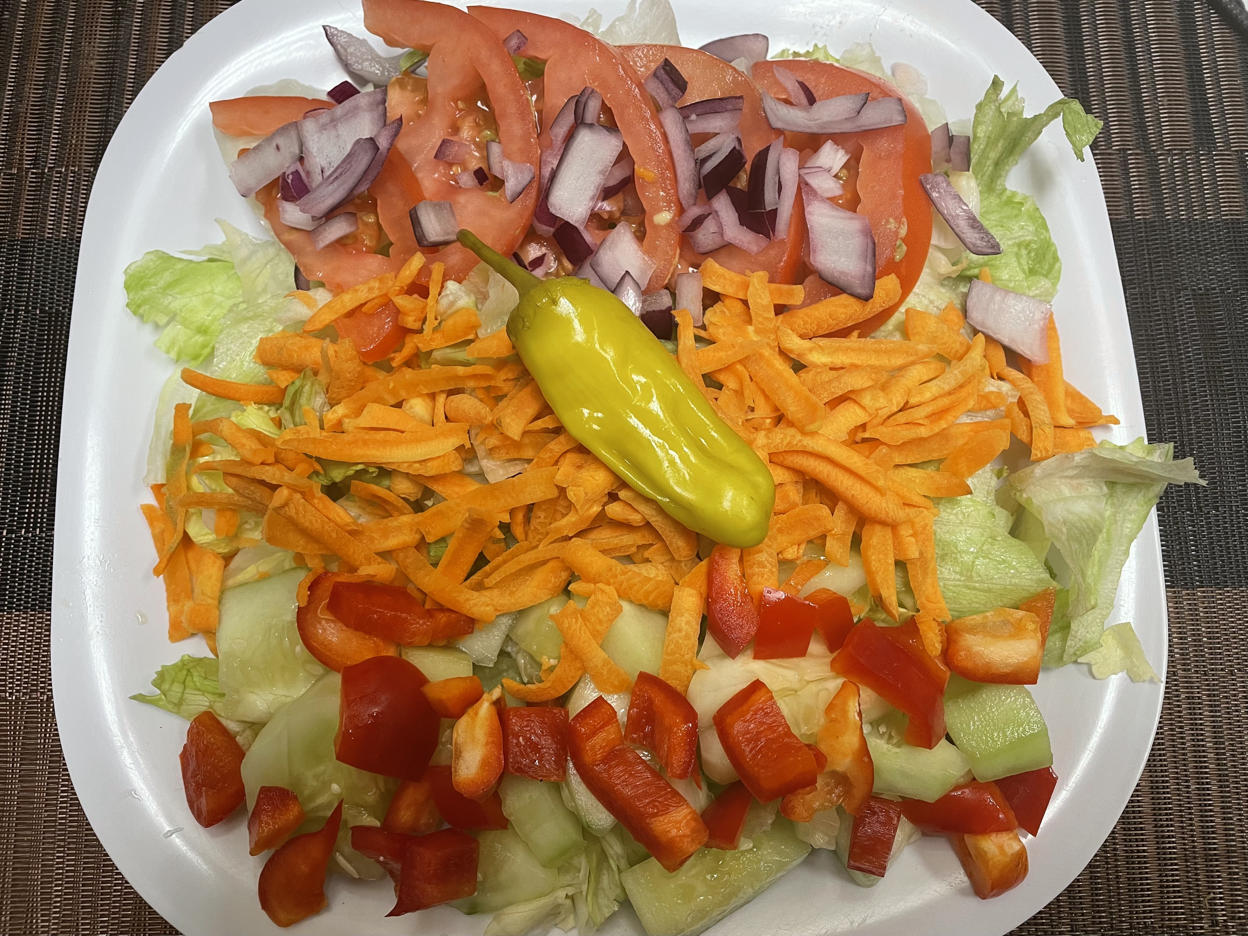 Order 101. House Salad food online from Sofia Pizza House store, Quincy on bringmethat.com