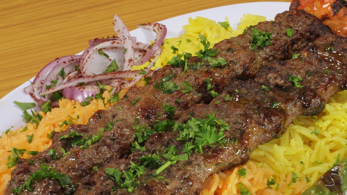 Order Kufta Kebab Plate food online from Fill-A-Pita store, Bolingbrook on bringmethat.com