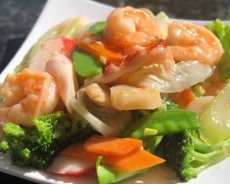 Order Seafood Delight food online from Fortune China store, Garfield on bringmethat.com