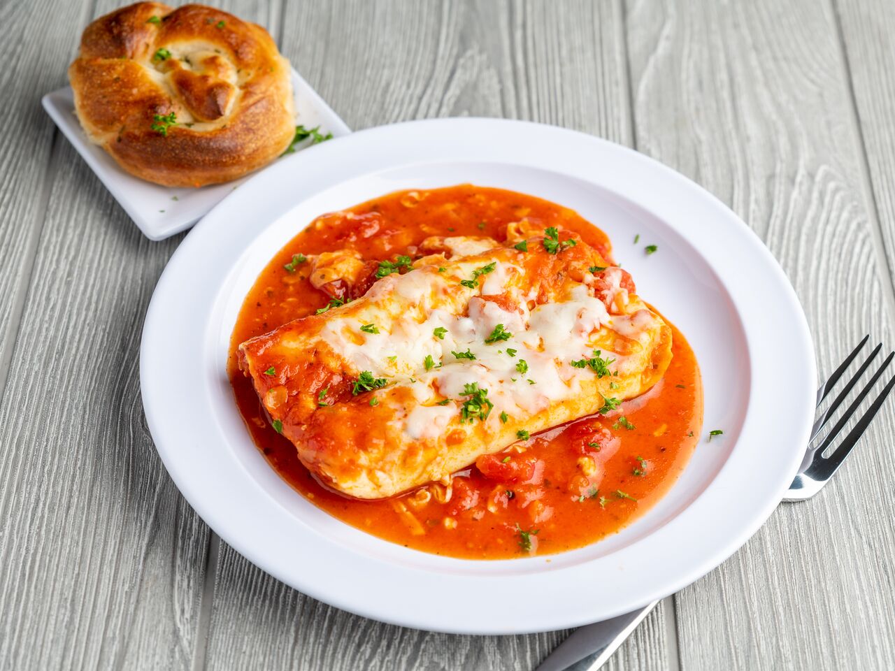 Order Manicotti Lunch food online from Niki Pizza store, Round Rock on bringmethat.com