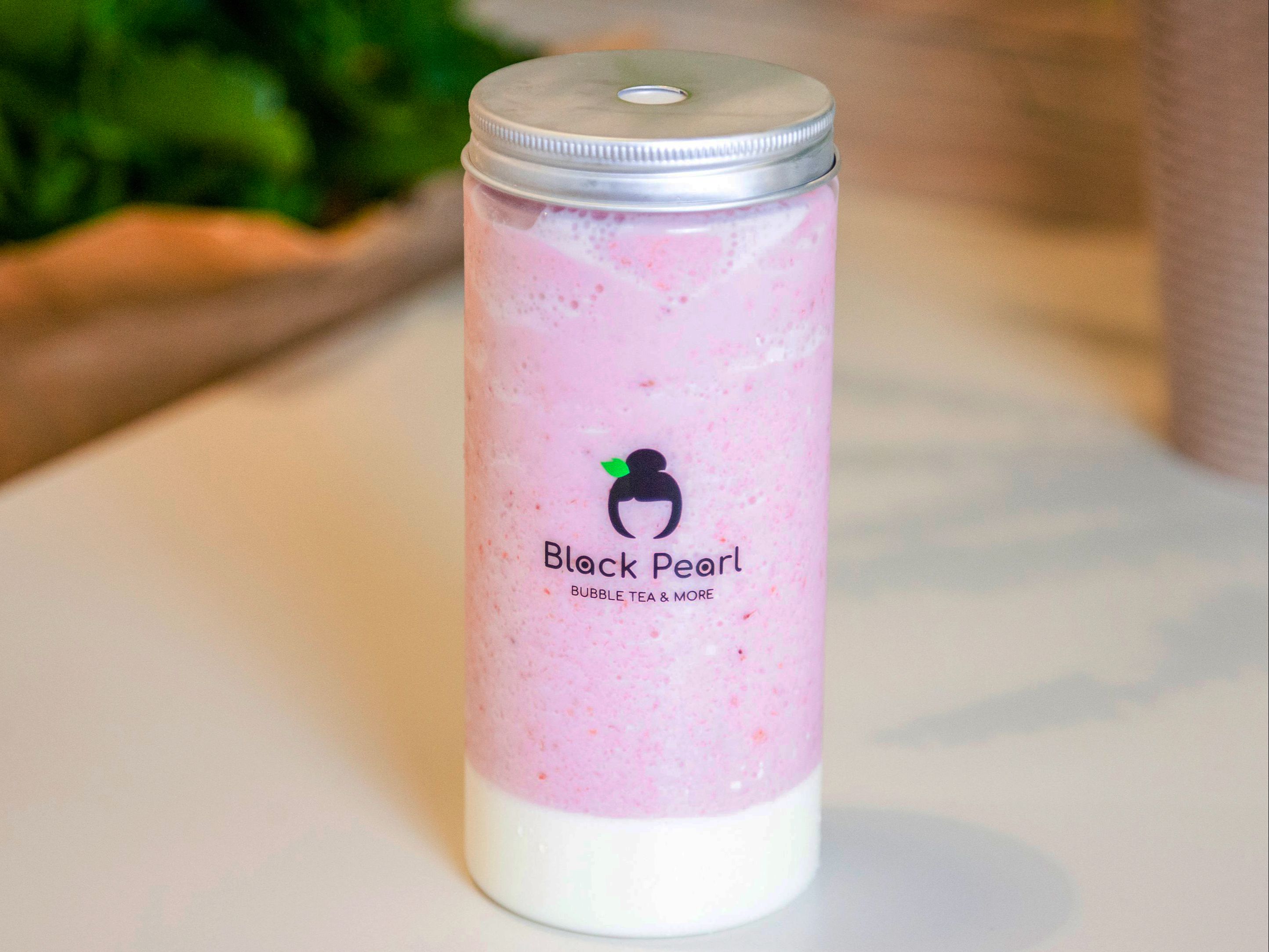 Order Strawberry Cheesecake Shake food online from Black Pearl store, Valley Stream on bringmethat.com