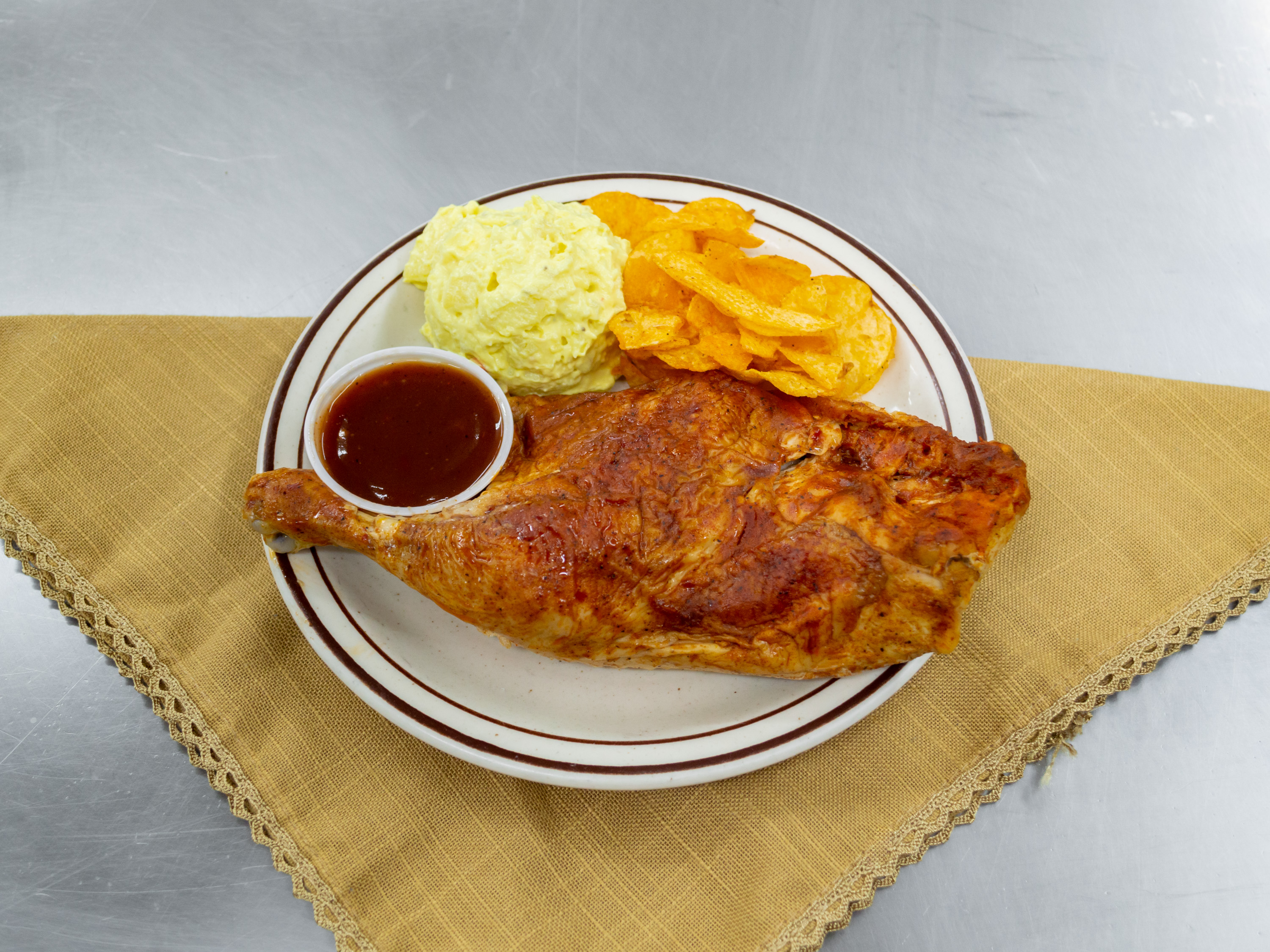 Order 1/2 Chicken Plate food online from Pighouse Bbq store, Jackson on bringmethat.com