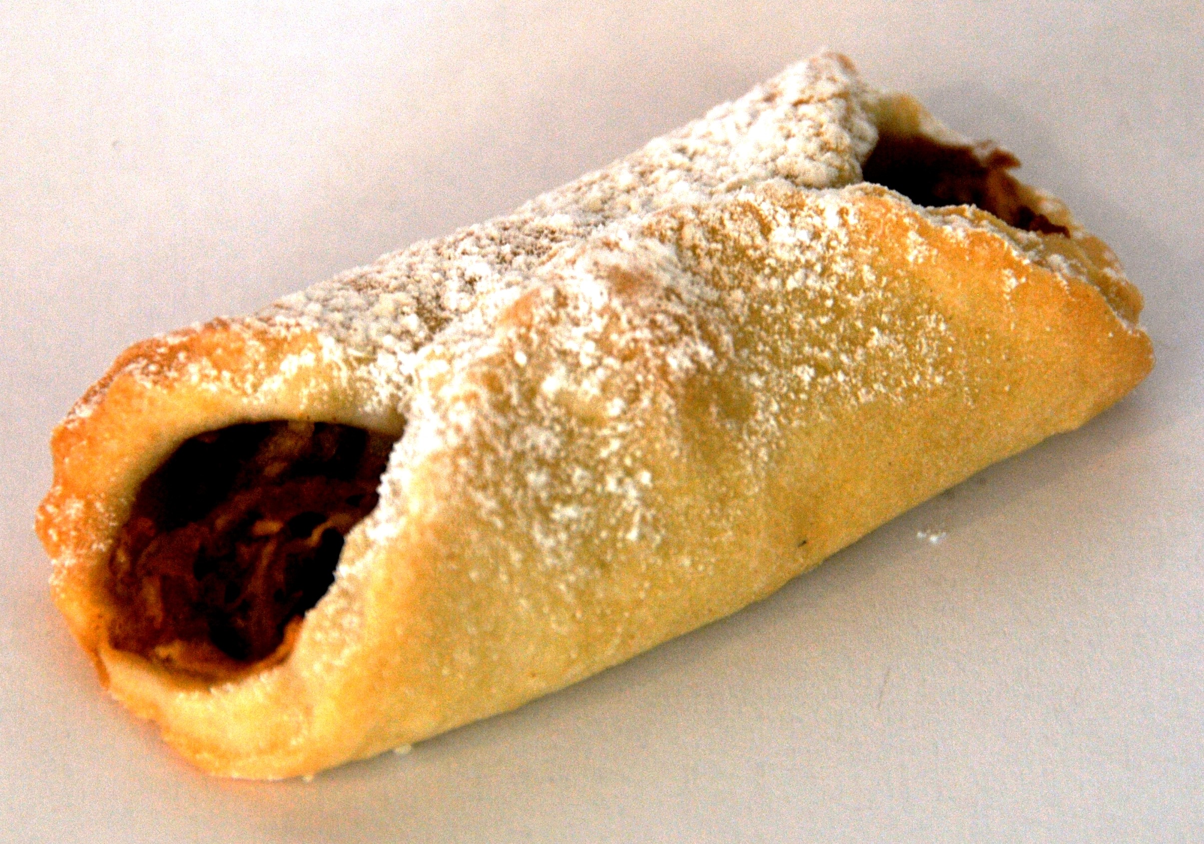 Order Apple Cinnamon Pastry with walnuts food online from Magic Bites Bakery store, Arlington on bringmethat.com