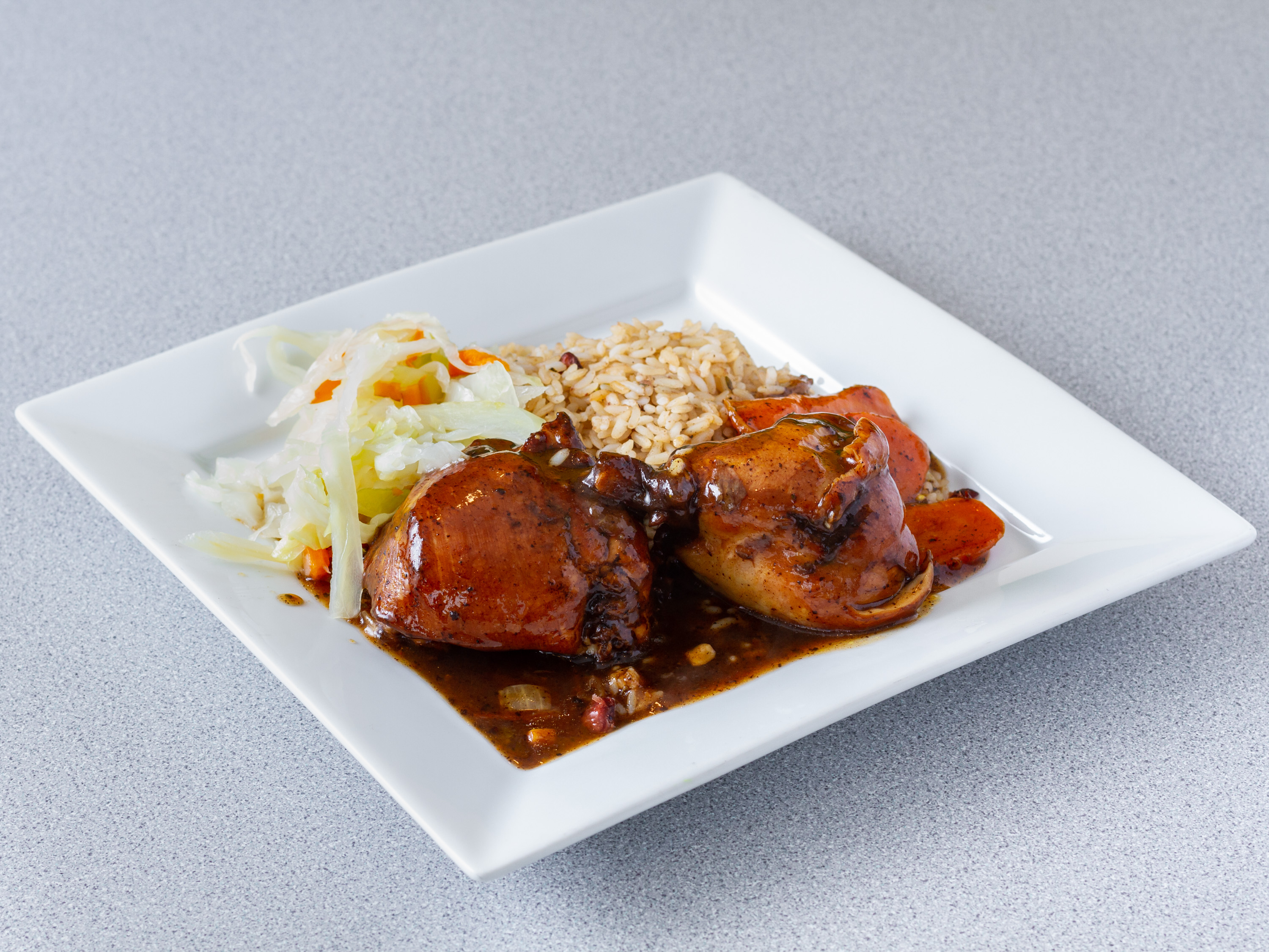 Order Brown Stew Chicken Special food online from Hotpot Jamaican Takeout store, Edgewood on bringmethat.com