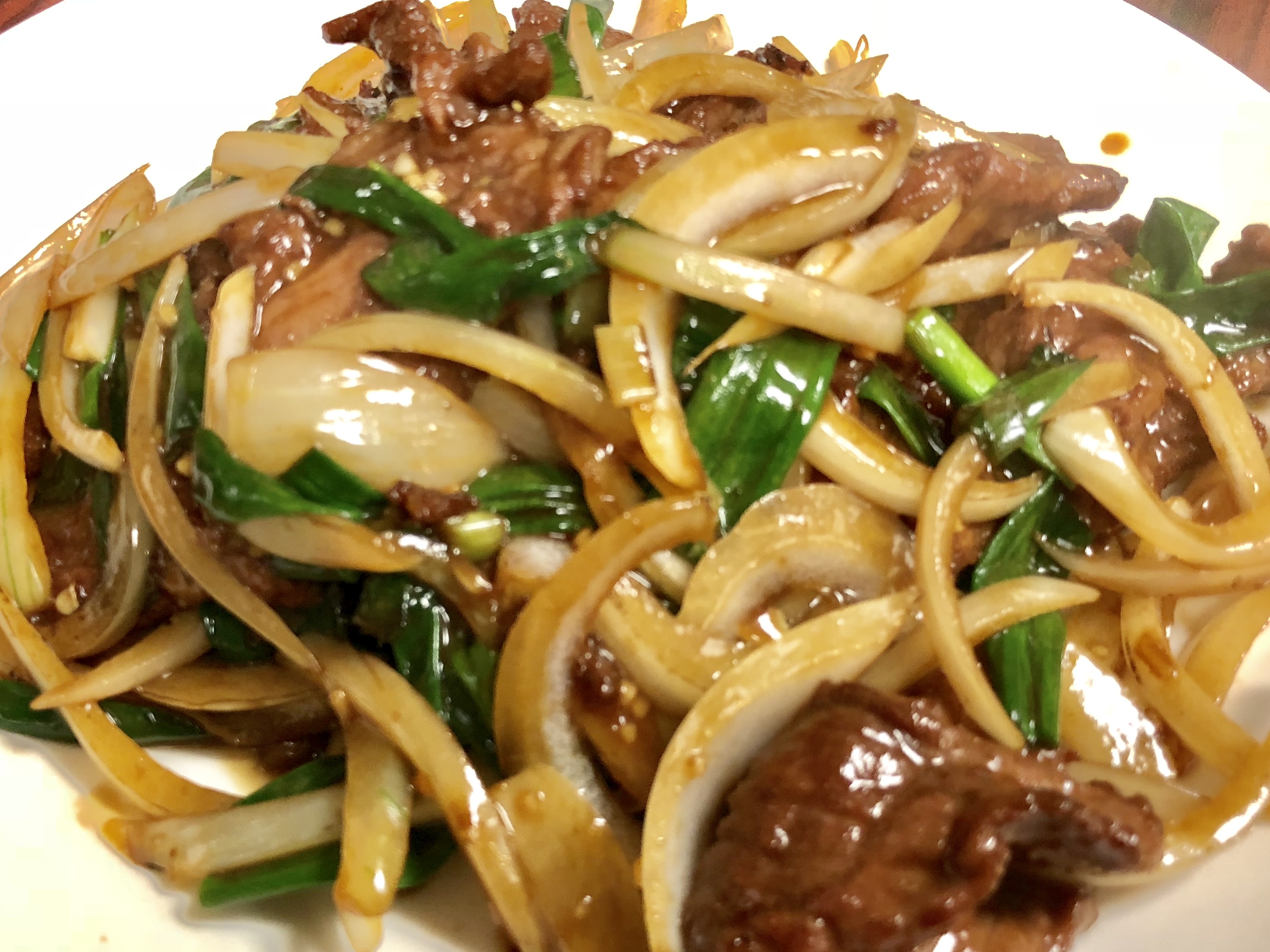 Order B1. Mongolian Beef蒙古牛 food online from East Wall Chinese Cuisine store, Plano on bringmethat.com