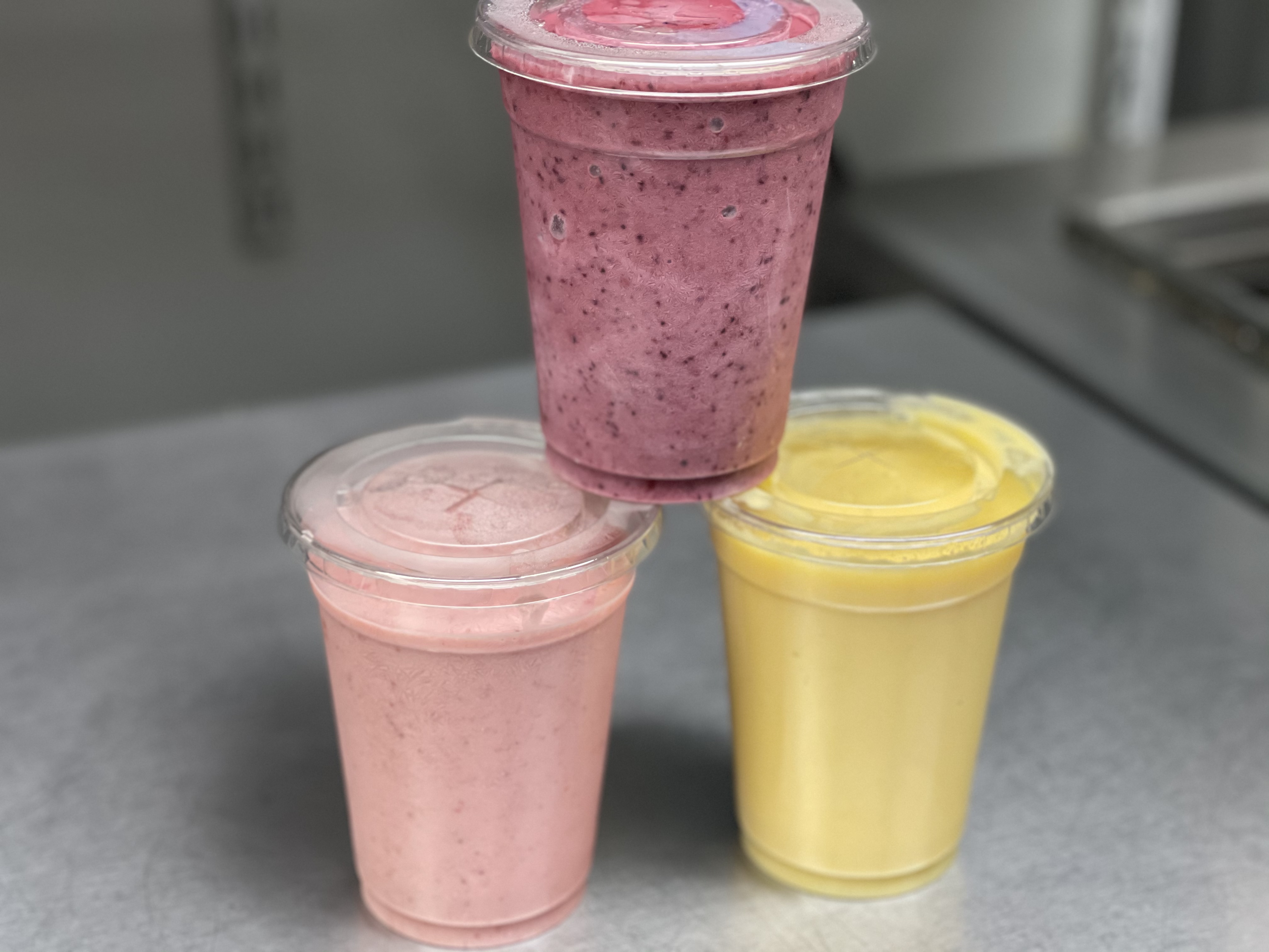Order Strawberry Smoothie food online from Bubbas store, Lorain on bringmethat.com
