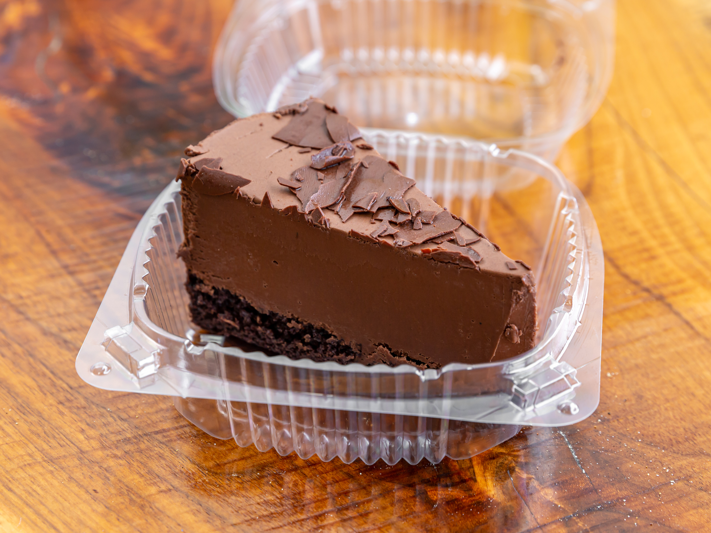 Order Chocolate Mousse Cake food online from Il Mondo Pizzeria store, Boston on bringmethat.com