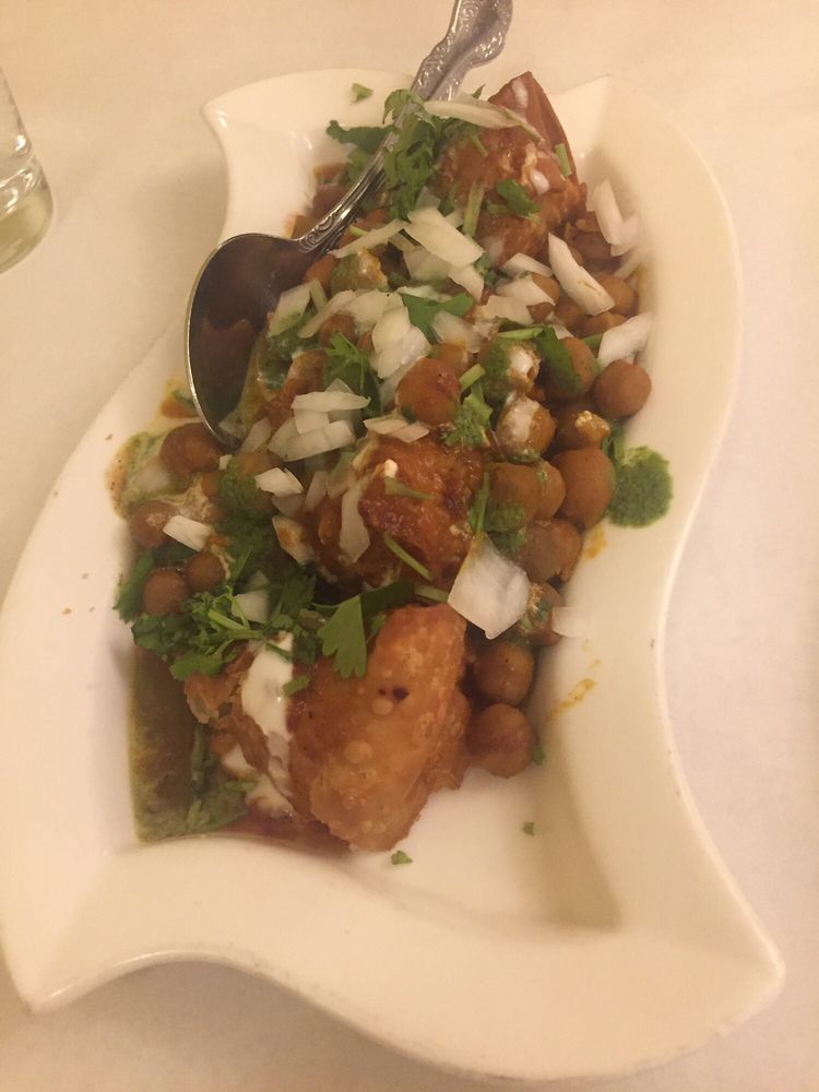 Order Samosa Chaat food online from Southern Spice store, New Hyde Park on bringmethat.com