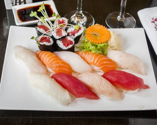 Order Sushi (Deluxe) food online from Kouzan store, New York on bringmethat.com