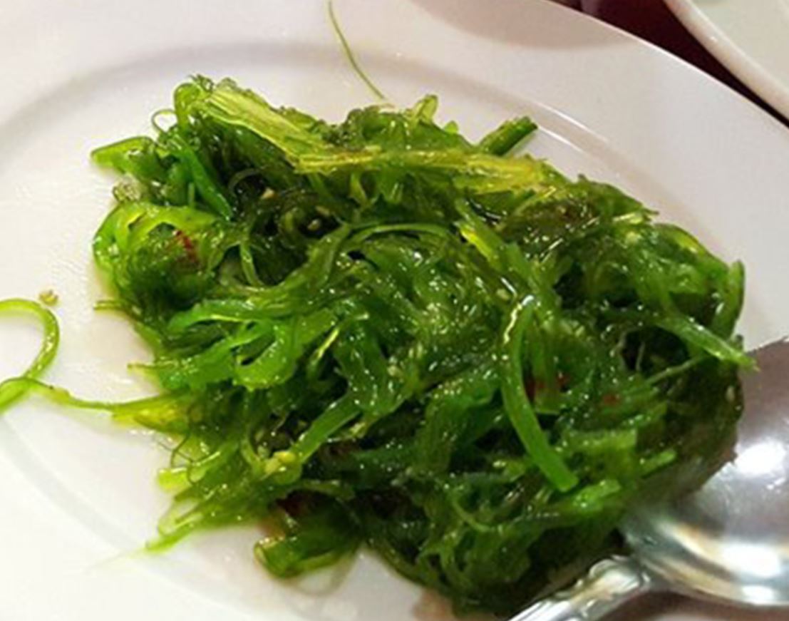 Order 7. Seaweed Salad food online from Chef Kenny's Asian Vegan store, Las Vegas on bringmethat.com