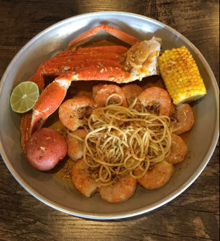 Order P2. Pasta with Mix Seafood food online from Red Crab Seafood store, Houston on bringmethat.com