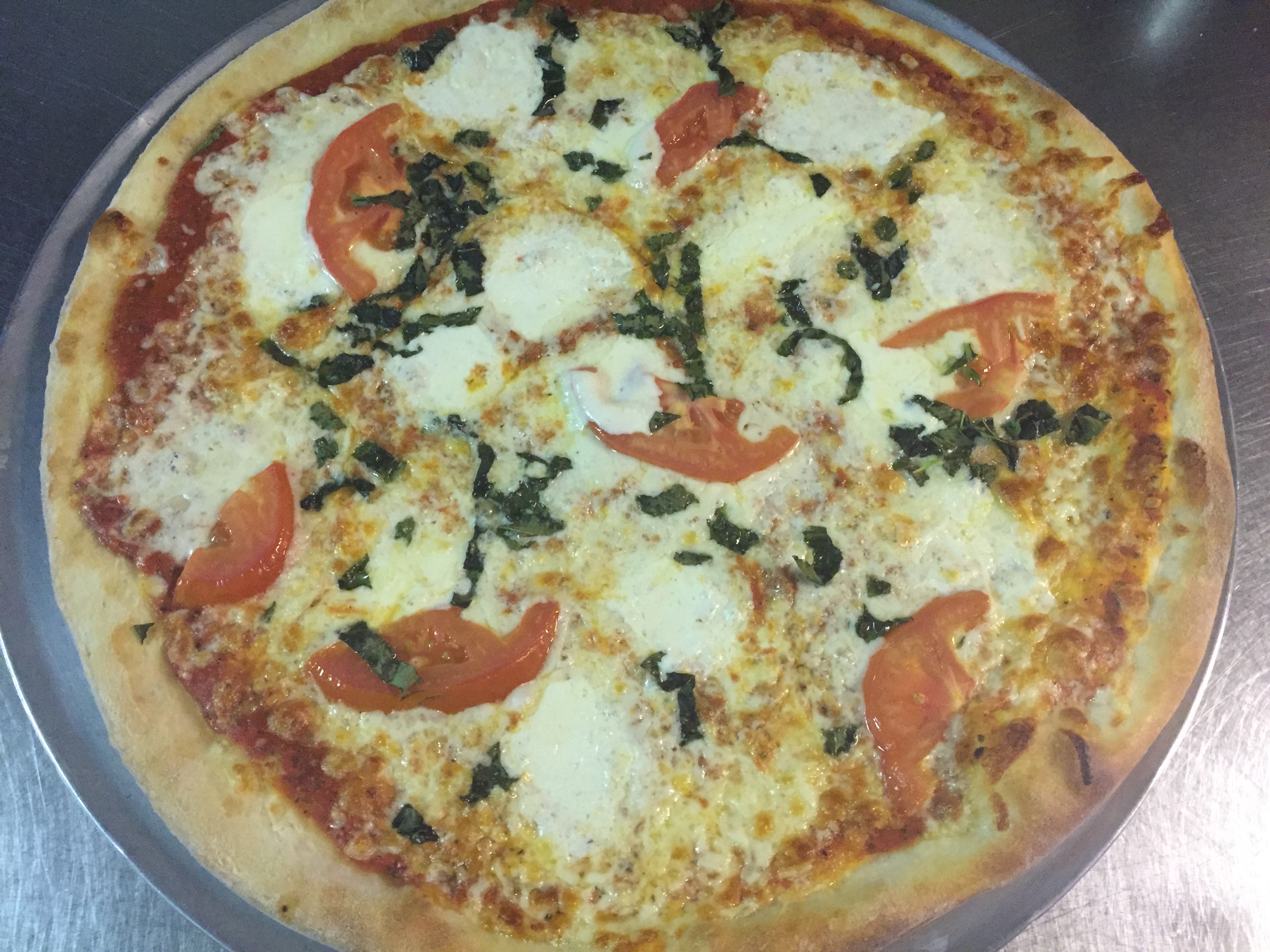 Order Margherita Pizza food online from Verona Italian Cafe store, Dallas on bringmethat.com