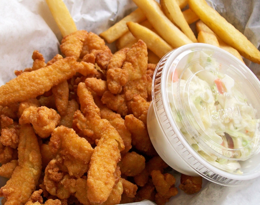Order Clam Strip Dinner food online from J&J Pizza Express store, Worcester on bringmethat.com