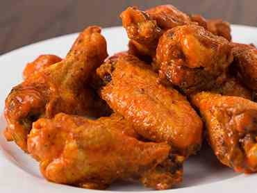Order Homemade Wings - 6 Pieces food online from Rosati's Pizza store, Elmhurst on bringmethat.com