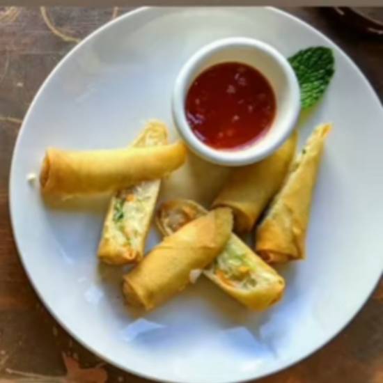 Order Egg Roll food online from Otus Thai Kitchen & Coffee store, West Hollywood on bringmethat.com
