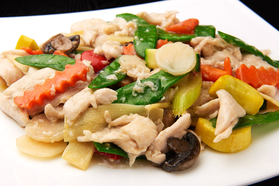 Order Steamed Chicken with Mixed Vegetables food online from Estihana Brooklyn store, Brooklyn on bringmethat.com