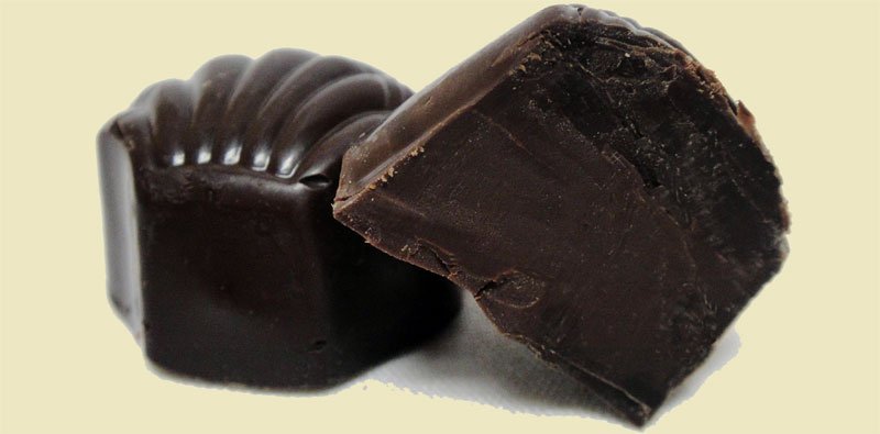 Order Double Dark Silk food online from Giannios Candy Co., Inc. store, Struthers on bringmethat.com