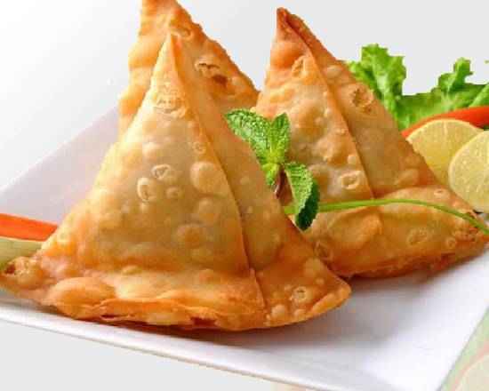 Order Samosa (2 Pc) food online from Priya'S Indian Kitchen store, Frederick on bringmethat.com