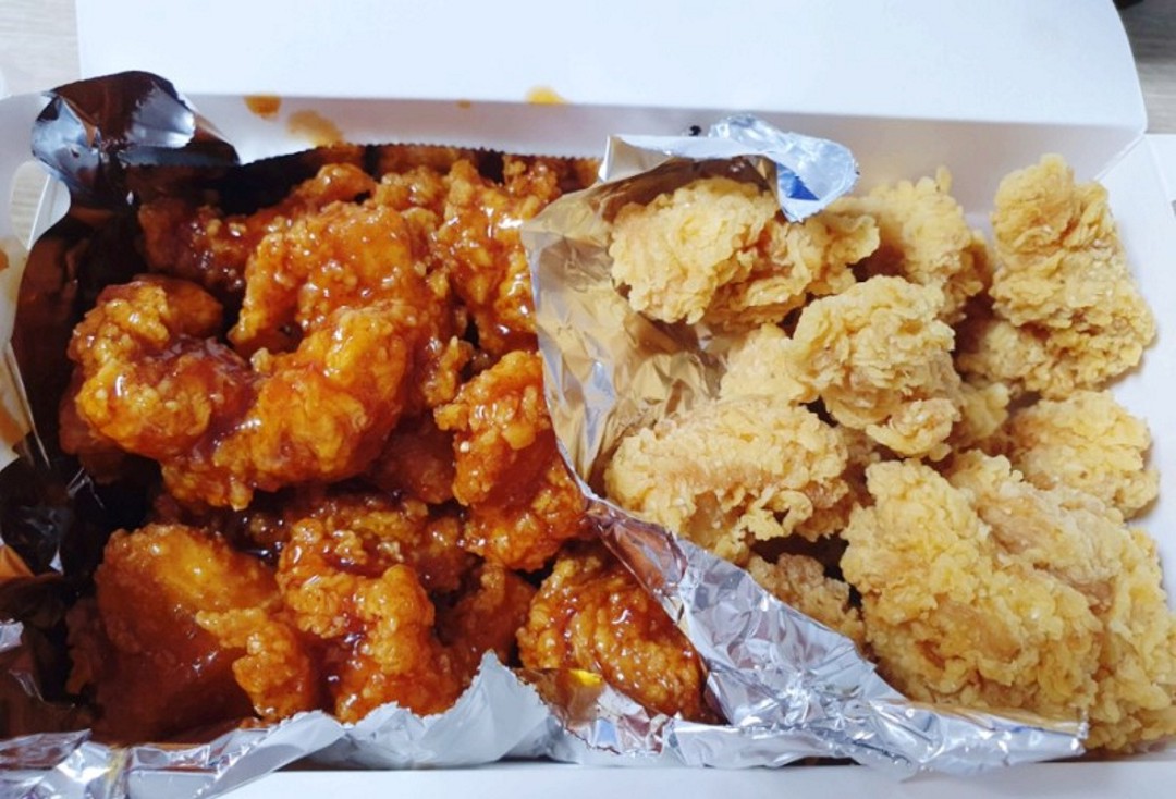 Order B-3. Wings 20 pc. food online from Spice Six store, Hermosa Beach on bringmethat.com