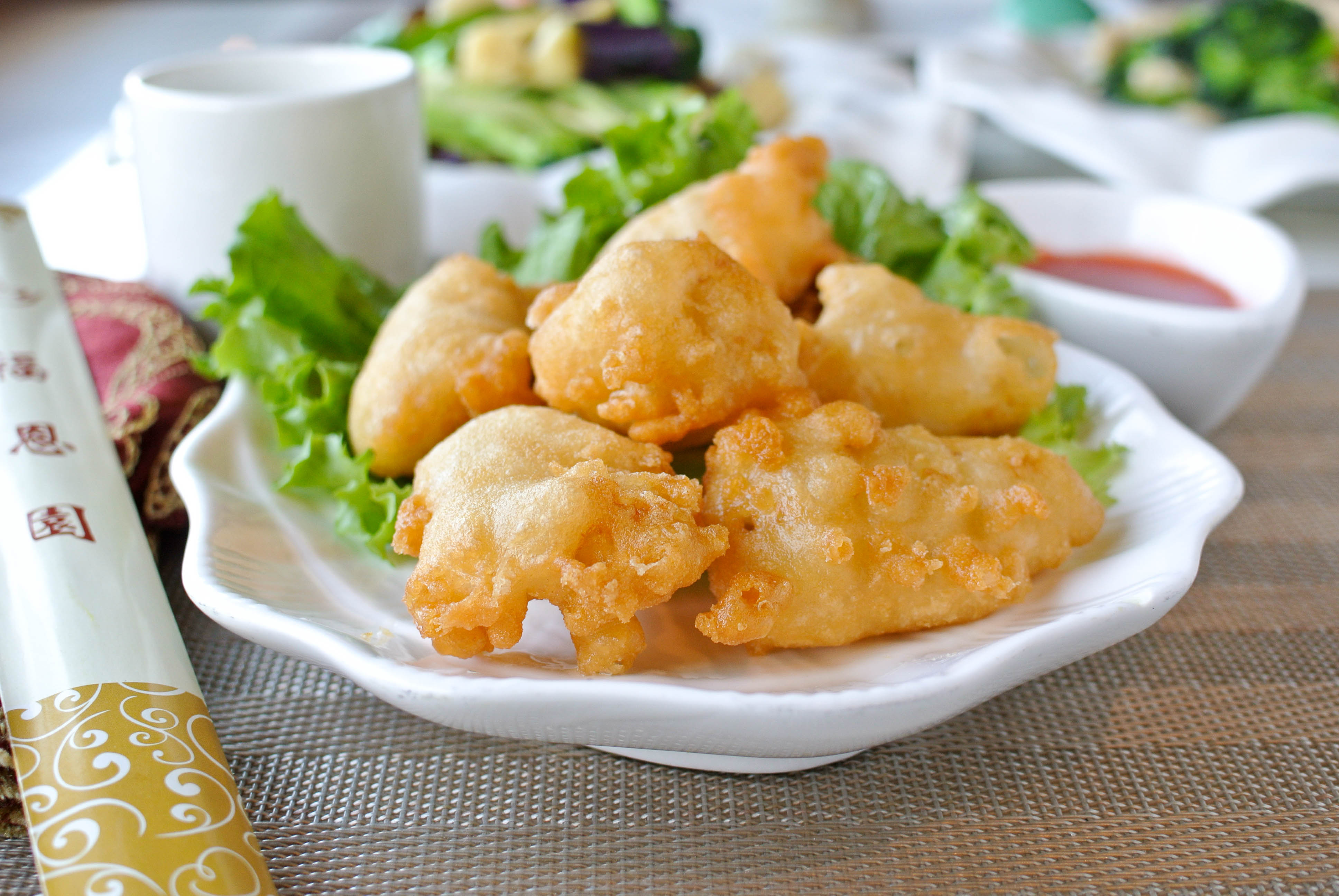 Order Fried Calamari 酥炸魷魚 food online from Fey Restaurant store, Menlo Park on bringmethat.com