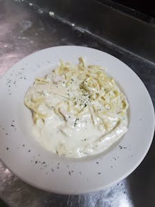 Order Fettuccine Alfredo food online from Ny Pizza Pasta store, Bedford on bringmethat.com