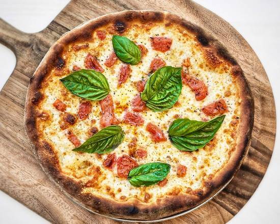 Order THE MARGHERITA food online from Gluten Free Pizza Garden store, San Francisco on bringmethat.com