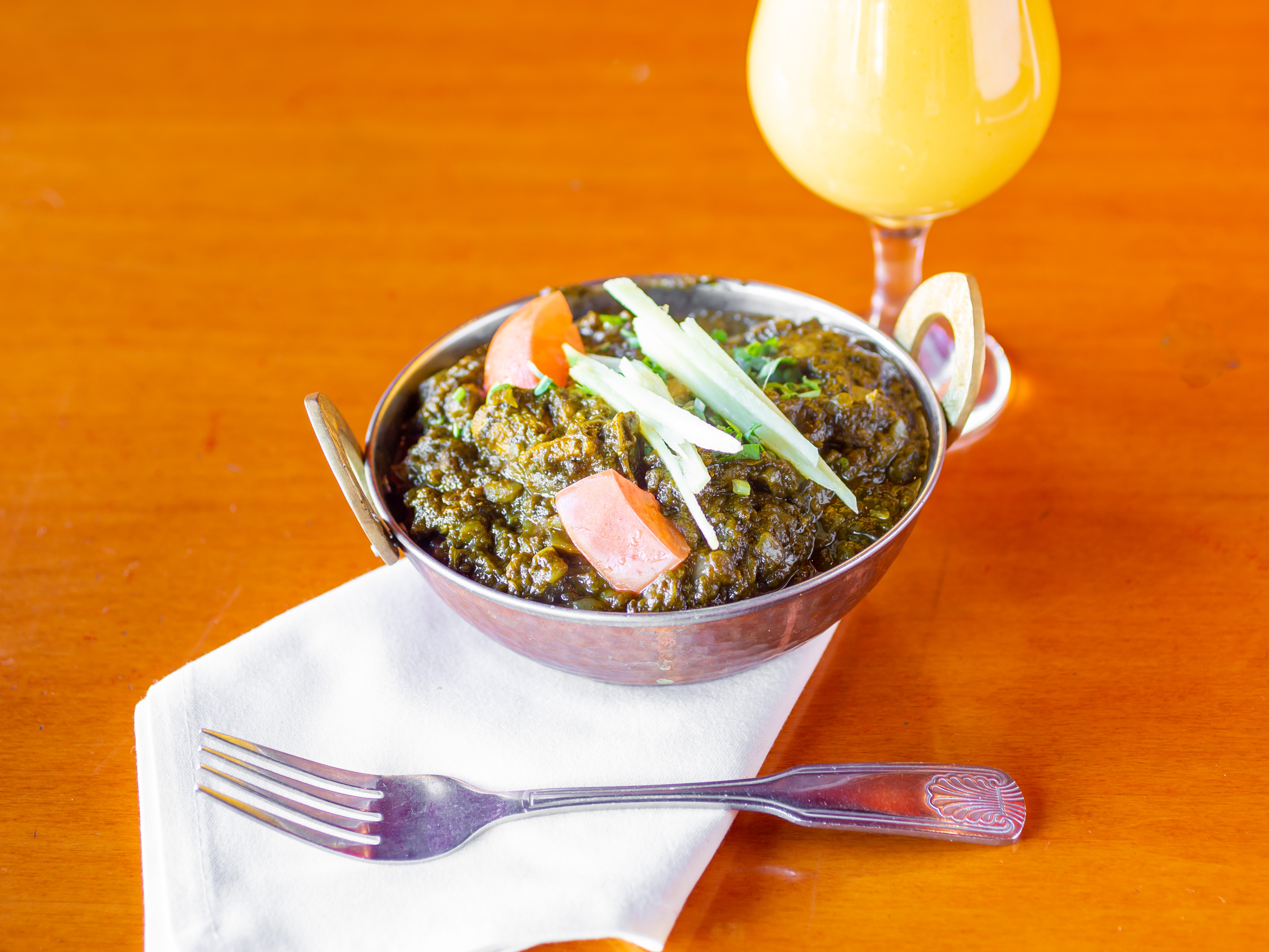 Order Chicken Saag food online from Bollywood Bites store, Los Angeles on bringmethat.com