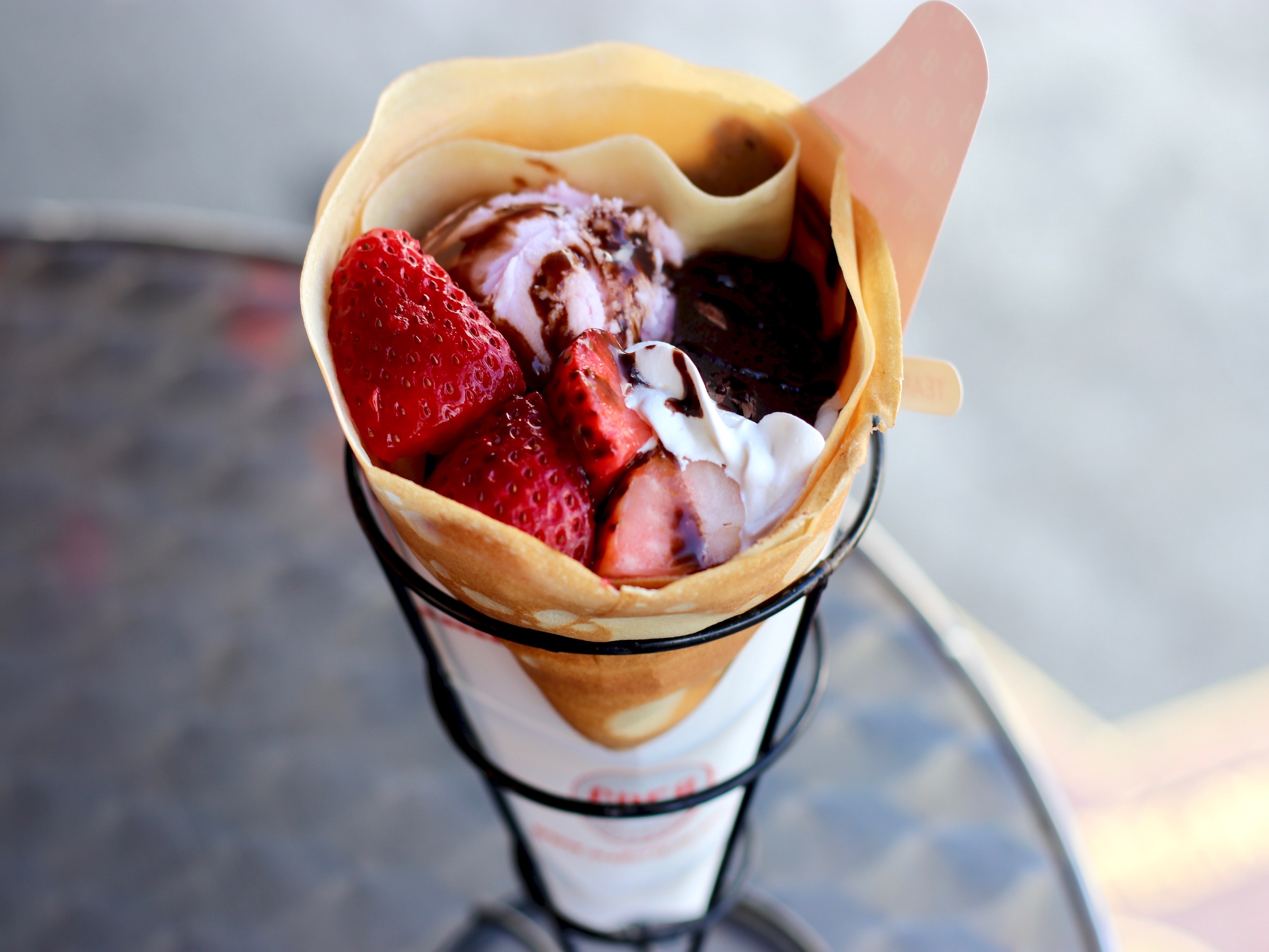 Order Brownie Deluxe Crepe food online from Cre8 Crepes store, Los Angeles on bringmethat.com