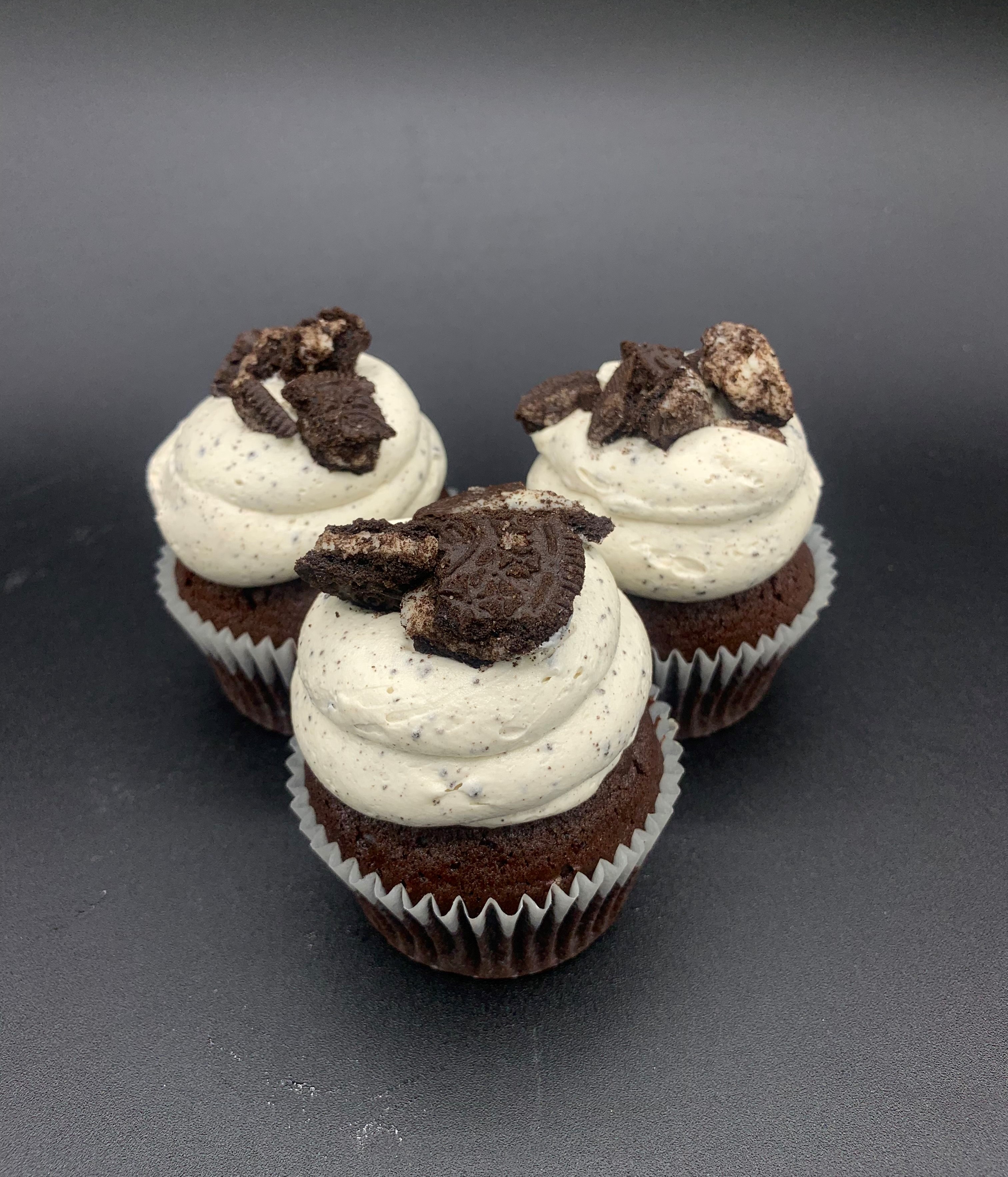 Order Cookies and Cream Cupcake food online from Sweet Tooth store, Fayetteville on bringmethat.com