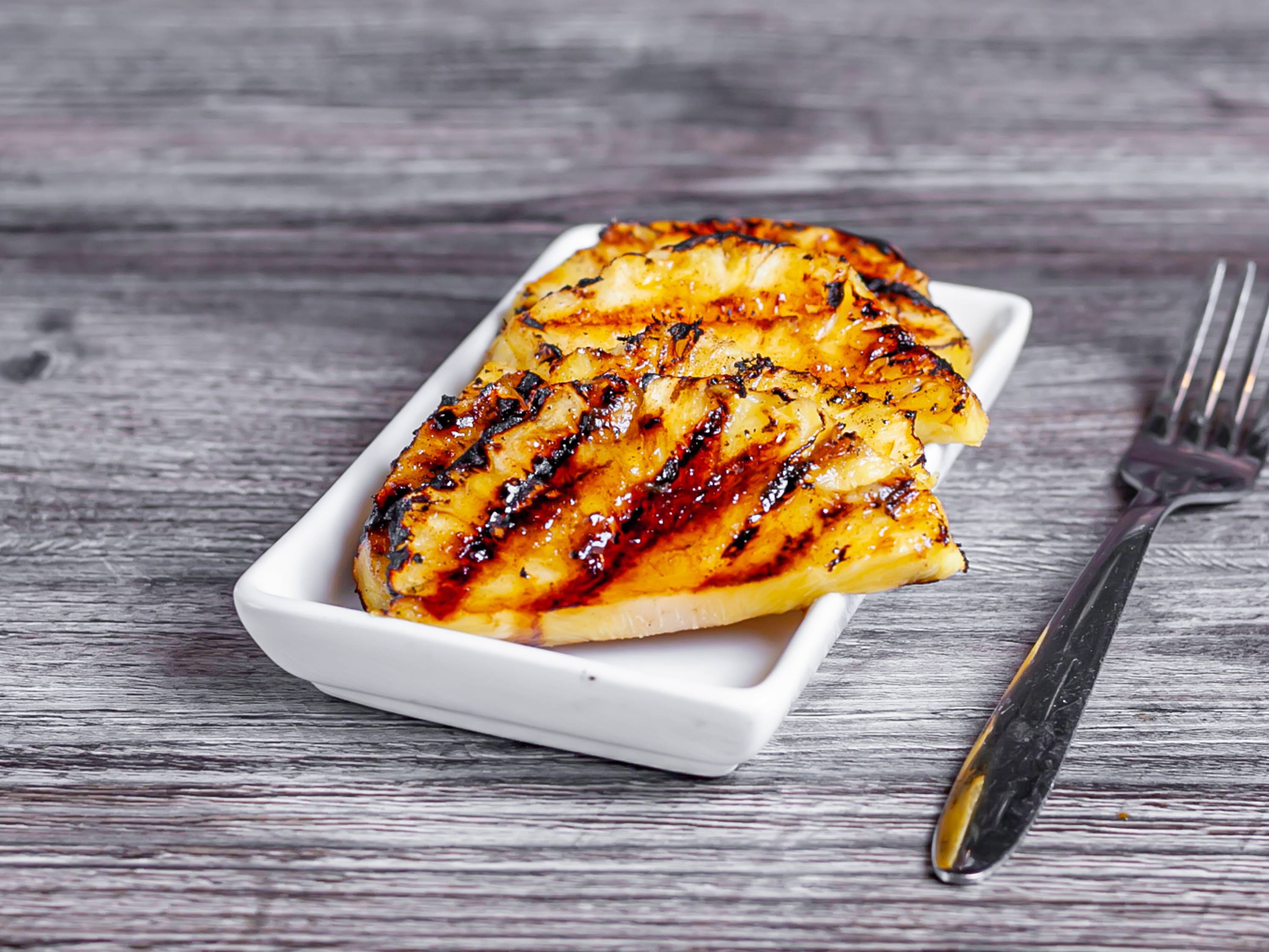 Order Grilled cinnamon pineapple food online from Steak on Fire store, Orlando on bringmethat.com