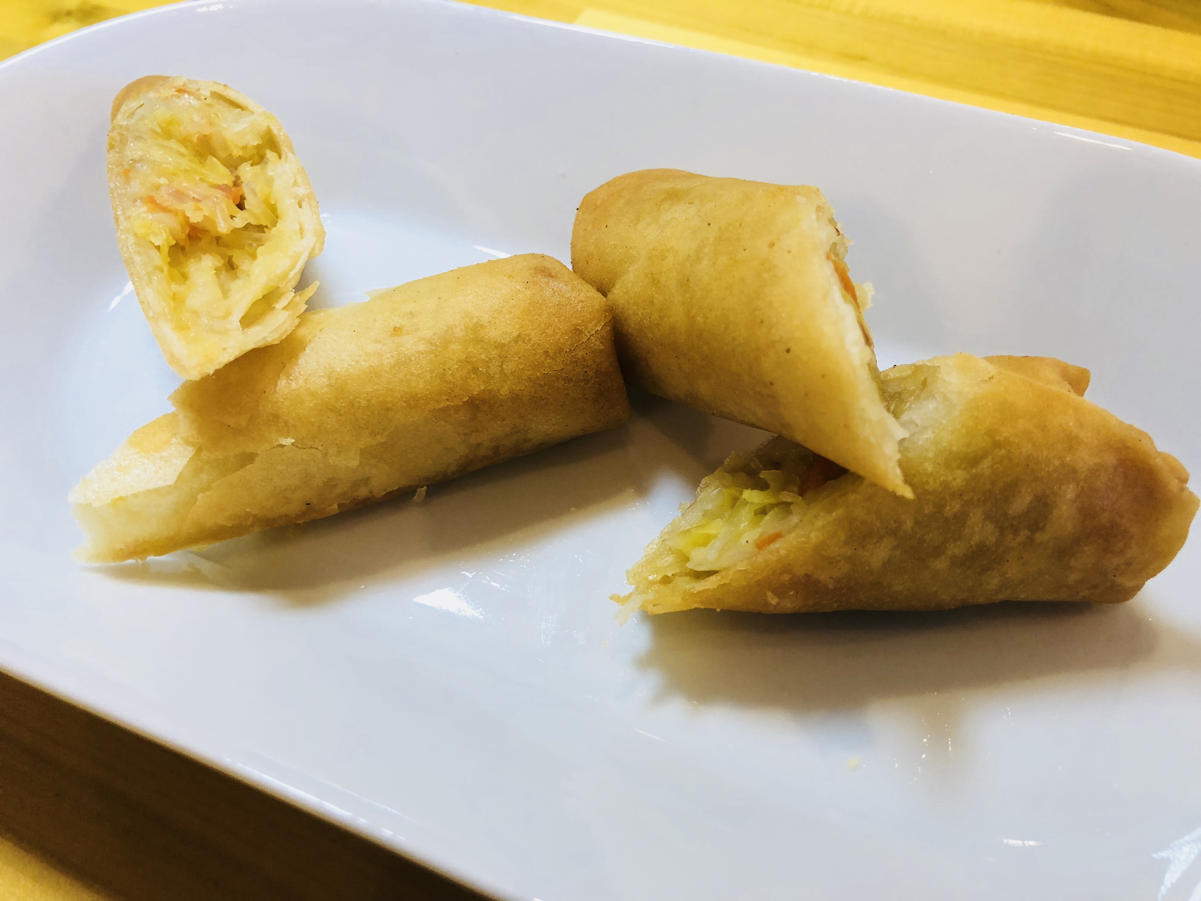 Order A2. Vegetable Egg Roll food online from Jin's Cafe-Asian Cuisine store, Houston on bringmethat.com