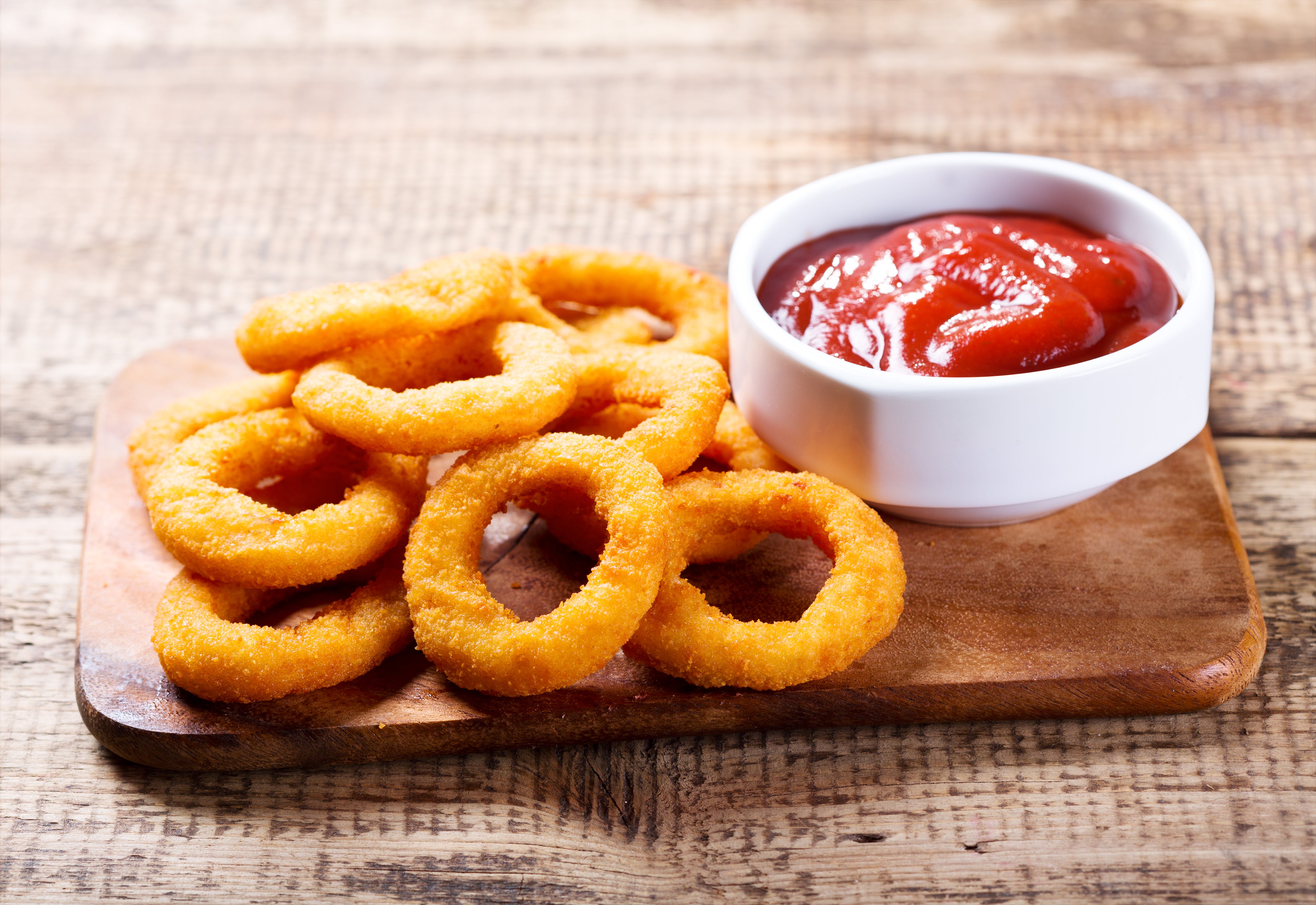 Order Onion Rings - Appetizer food online from Papa Pizza Pie store, Fullerton on bringmethat.com