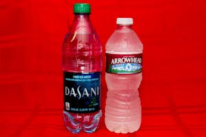 Order Arrowhead Bottled Spring Water food online from Papa Ray's Pizza - Miriam St. store, Daly City on bringmethat.com